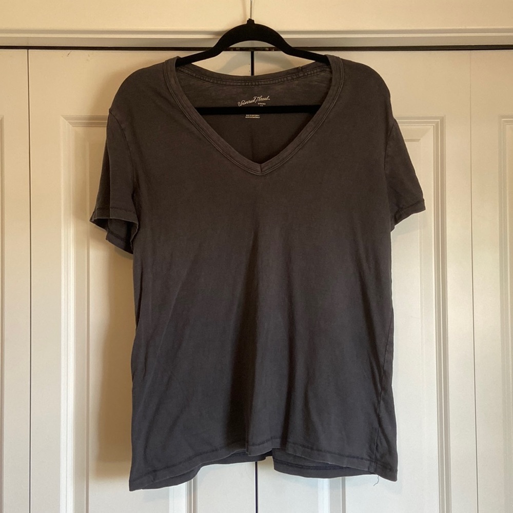Universal Thread Tee